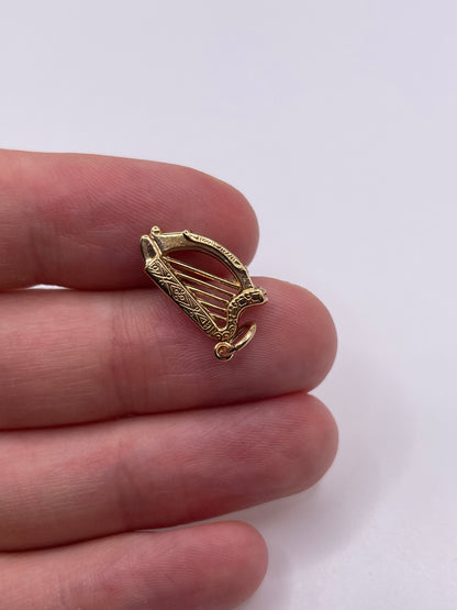 9ct gold harp charm