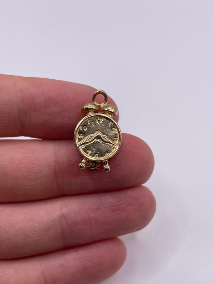 9ct gold alarm clock charm