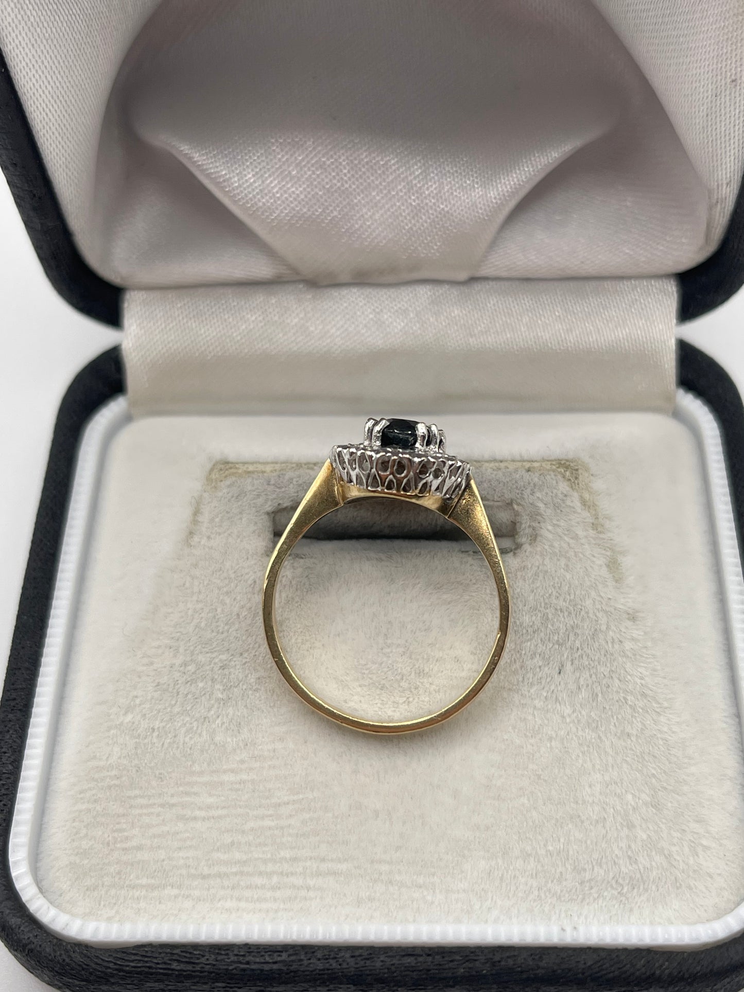 9ct gold sapphire and diamond ring