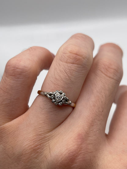 Antique 18ct gold platinum diamond ring