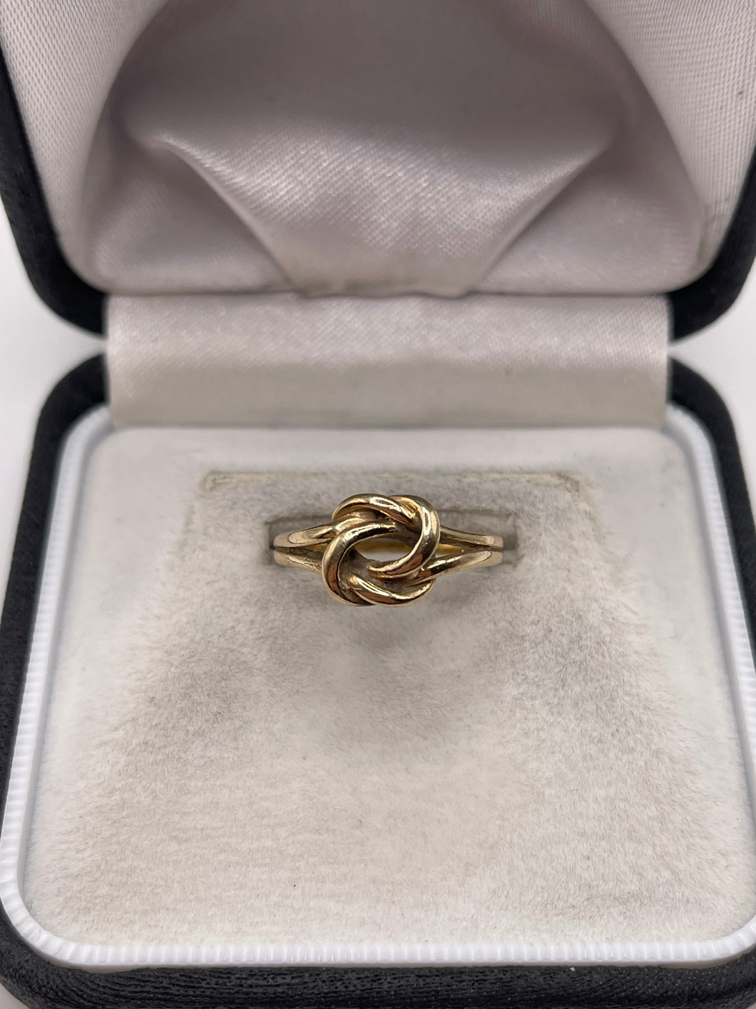 9ct gold knot ring