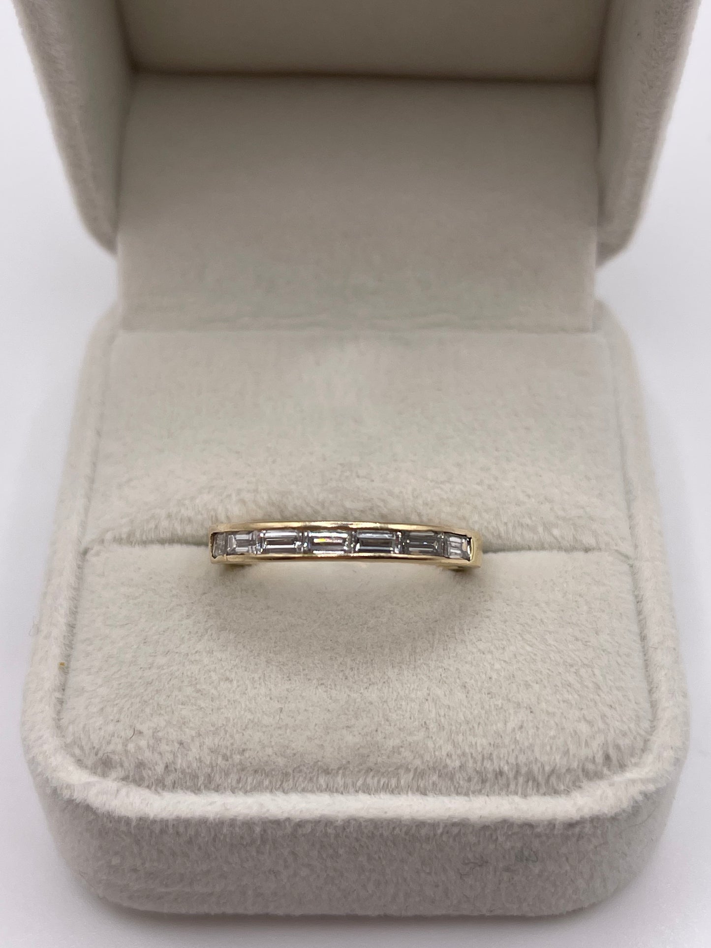 14ct gold diamond ring