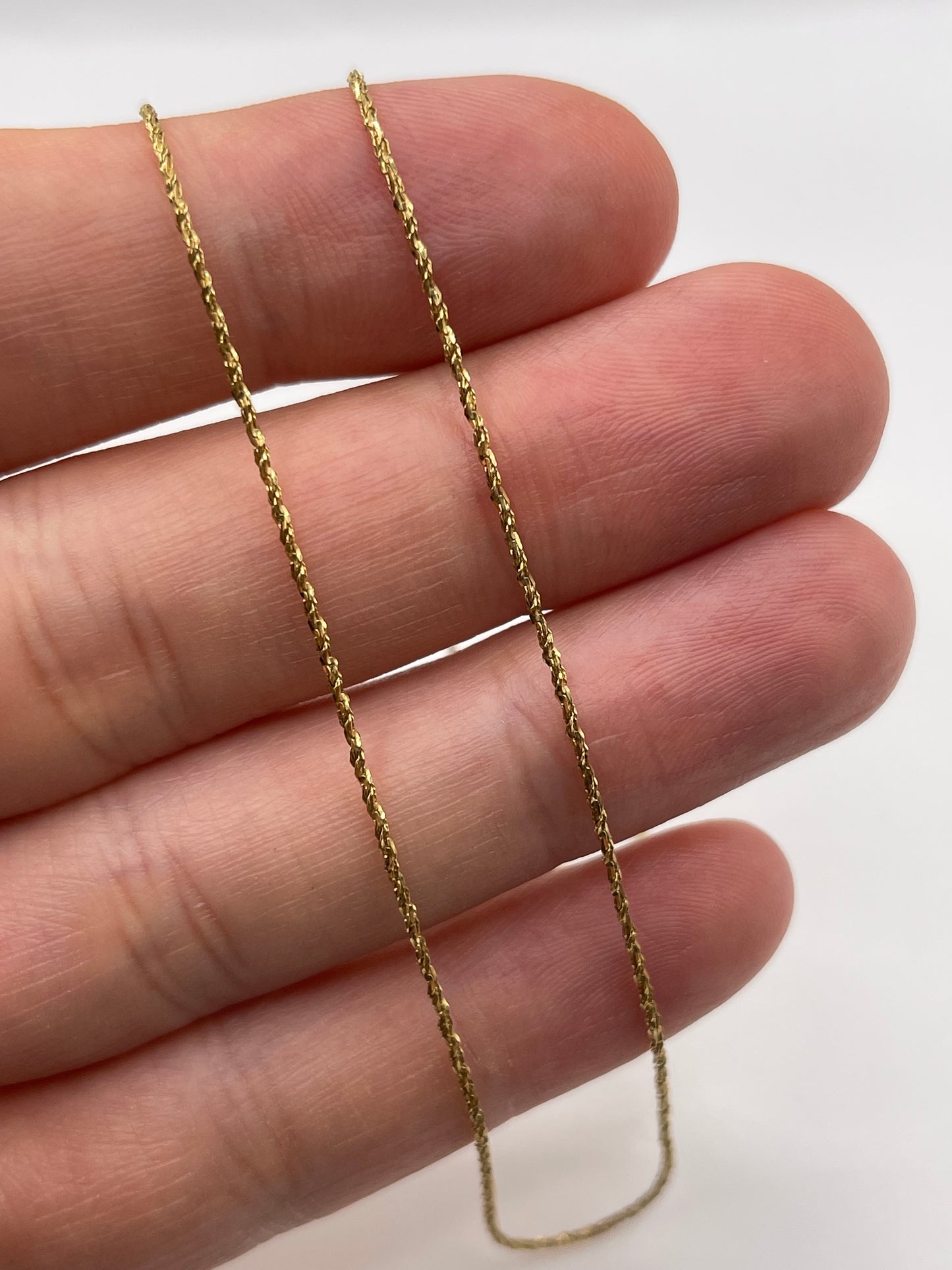 9ct gold chain 212