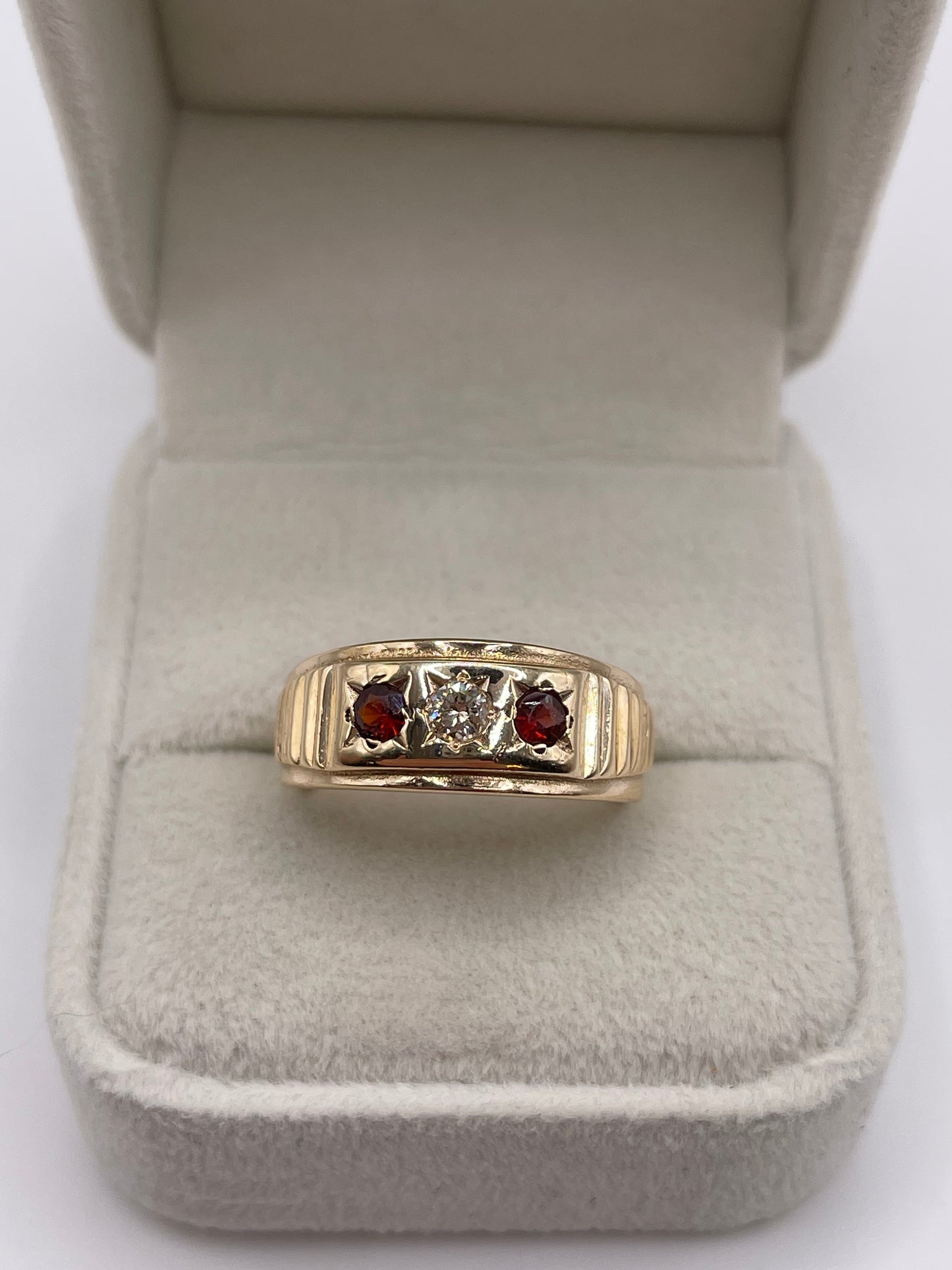 9ct gold garnet and diamond gypsy ring