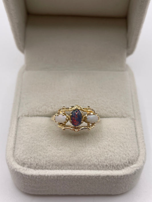 9ct gold opal ring