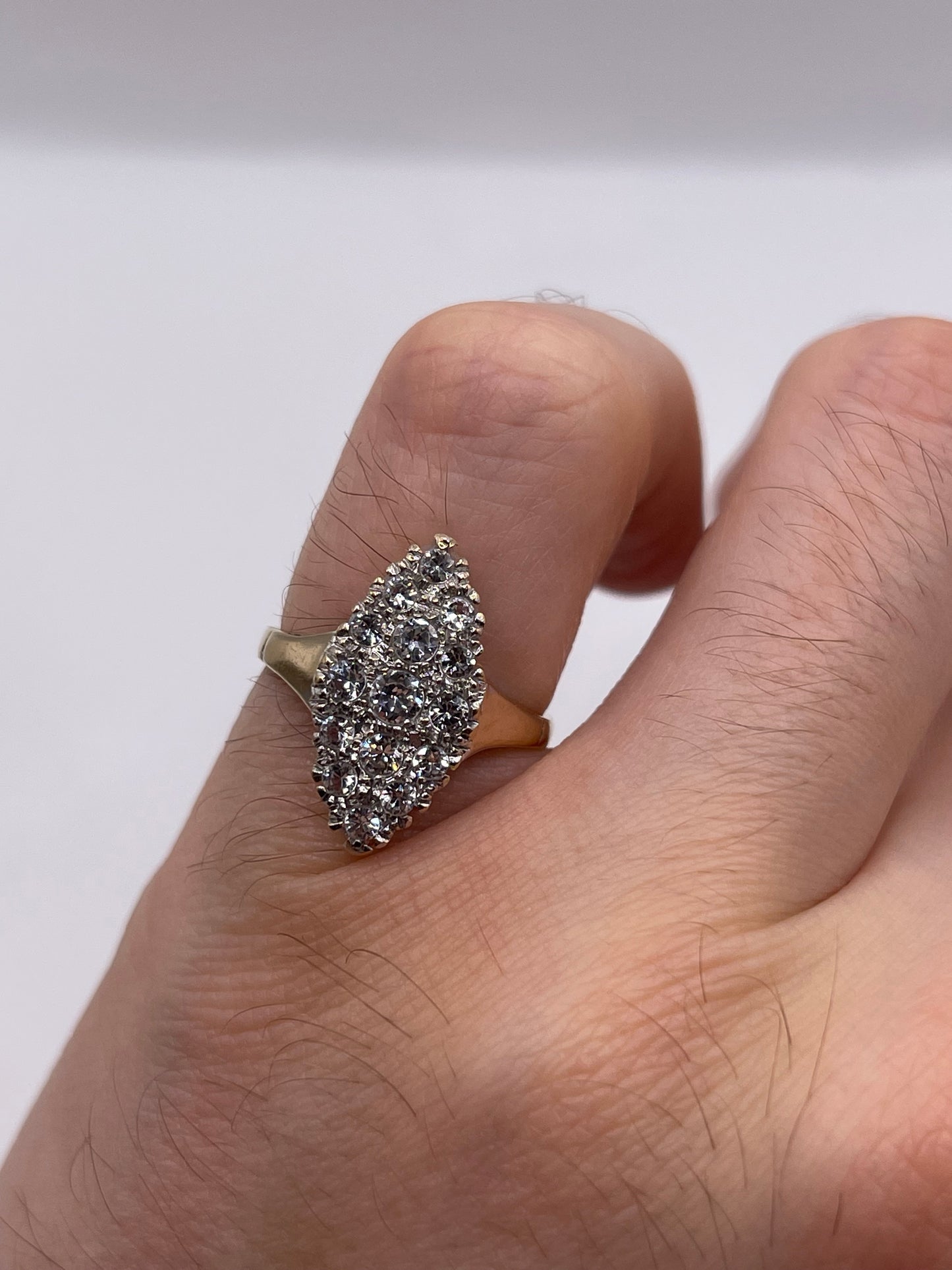 9ct gold cz navette ring