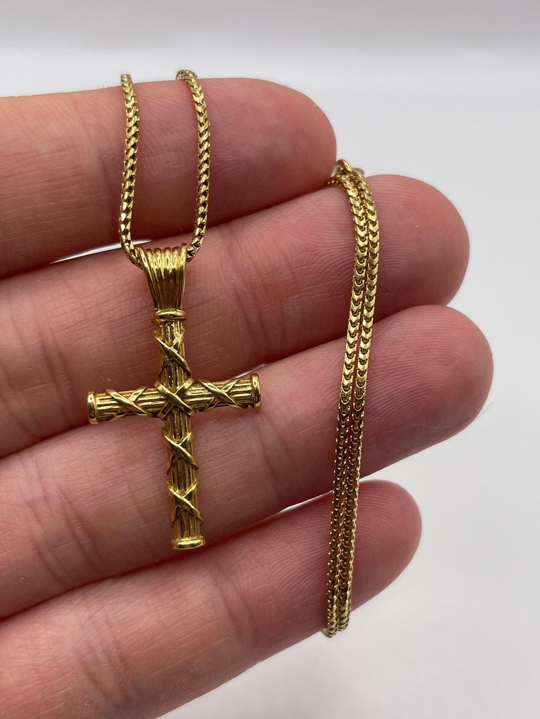 Theo fennell 18ct gold cross necklace