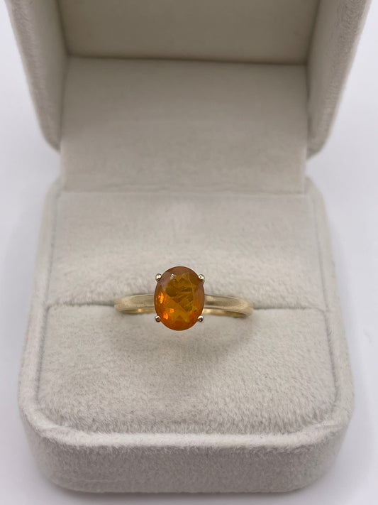 9ct gold opal ring