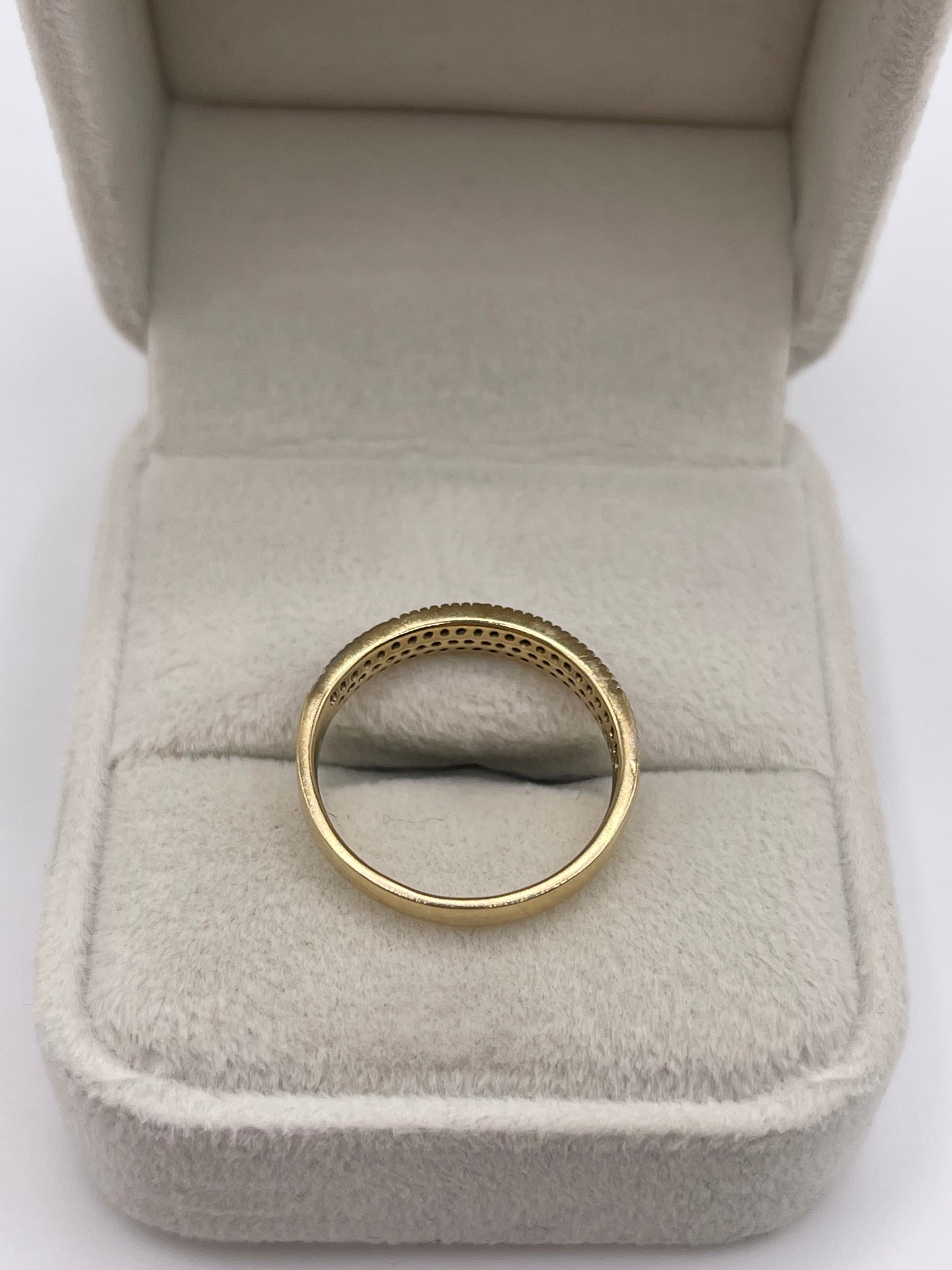 9ct gold diamond cluster ring