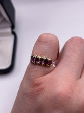 Load image into Gallery viewer, 9ct gold almandine garnet ring
