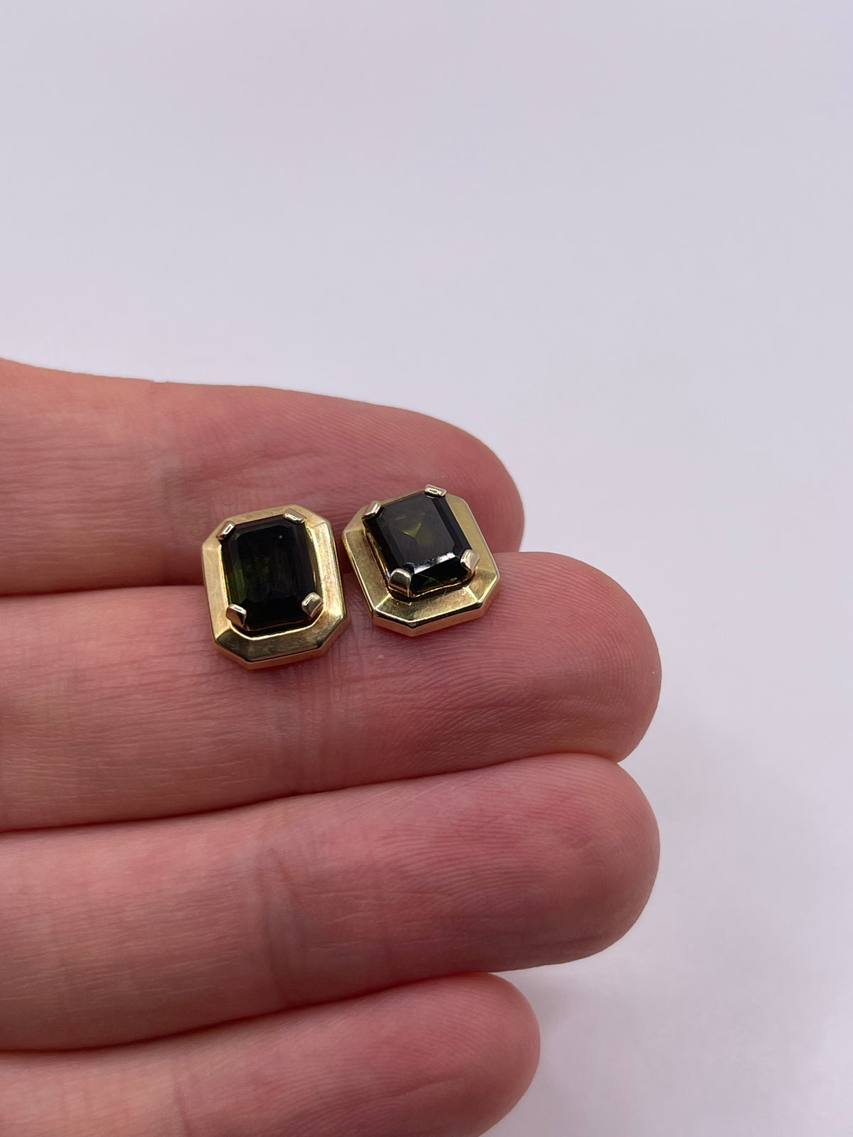 8ct gold tourmaline earrings