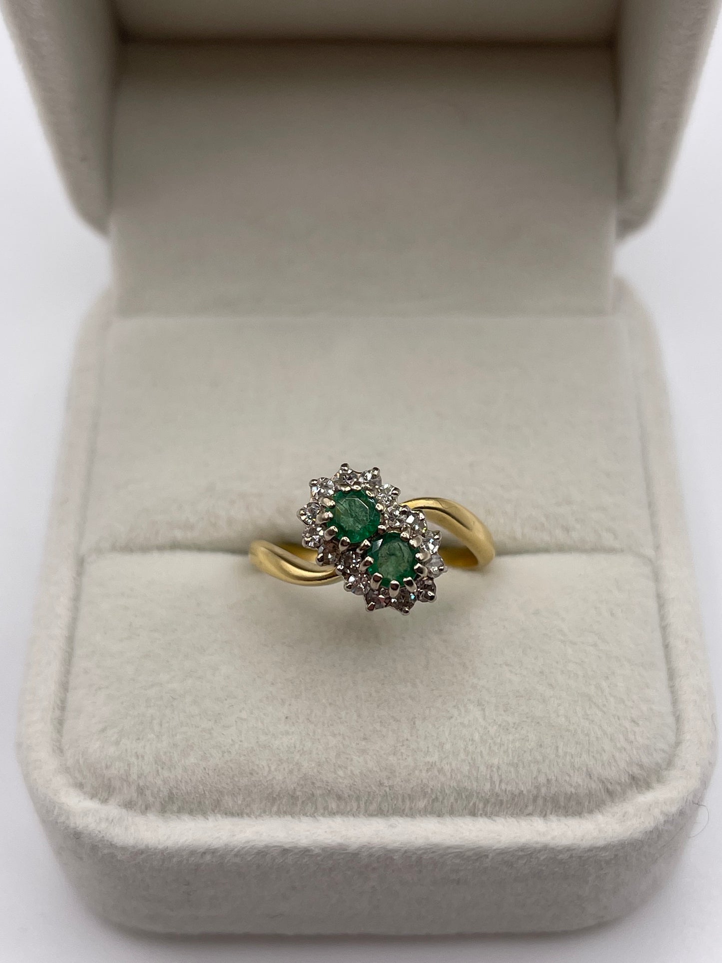 18ct gold emerald and diamond ring