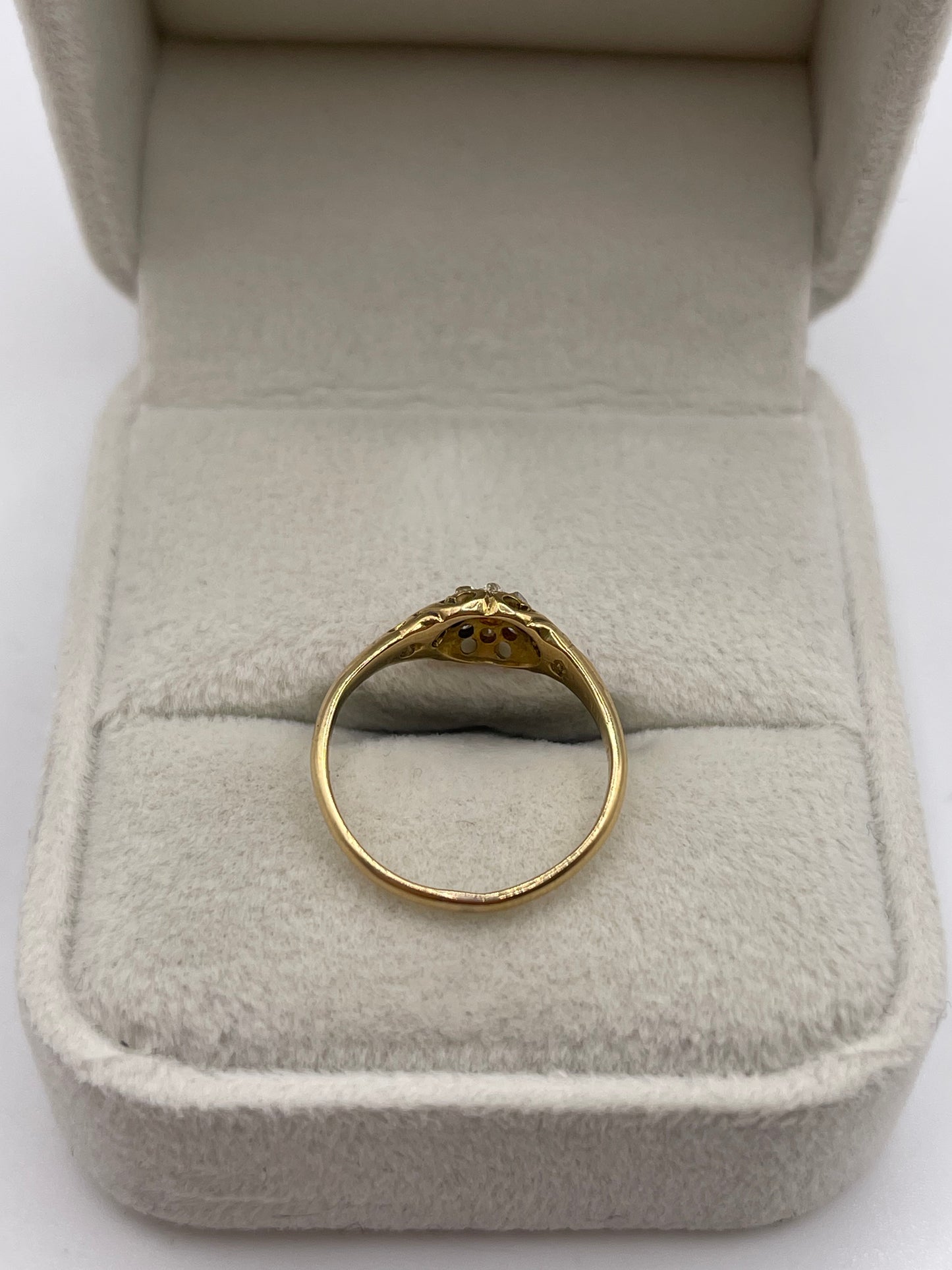 Antique 18ct gold diamond ring