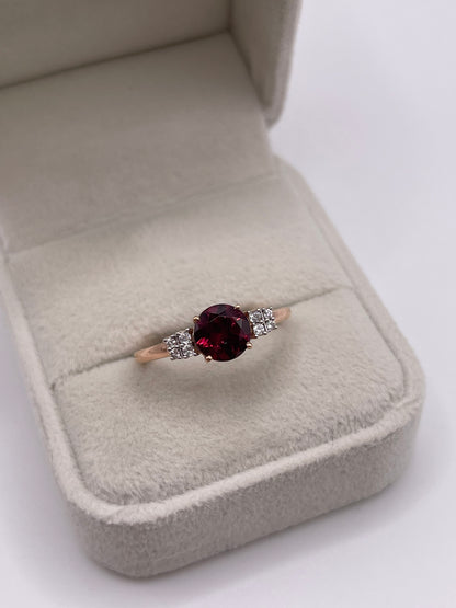 9ct rose gold garnet and zircon ring