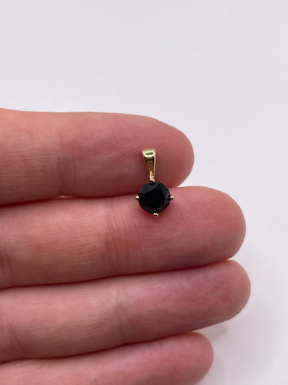 9ct gold sapphire pendant