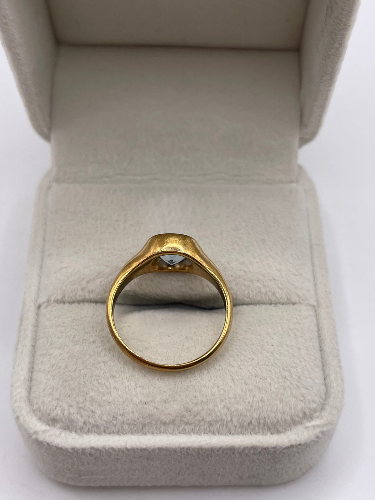 Antique 18ct gold aquamarine ring