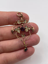 Load image into Gallery viewer, 9ct rose gold paste and pearl pendant
