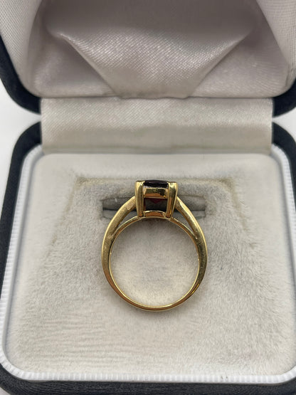 18ct gold tourmaline and diamond ring