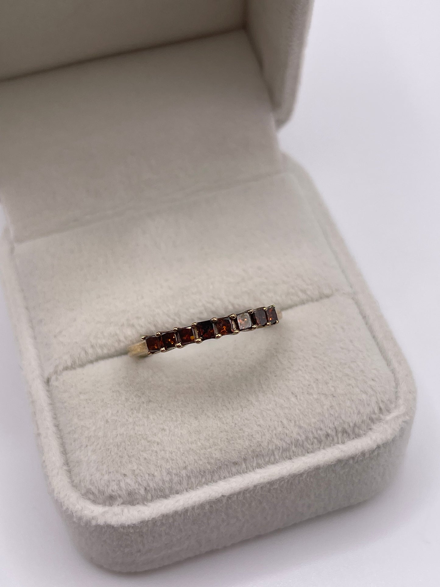 9ct gold red diamond ring