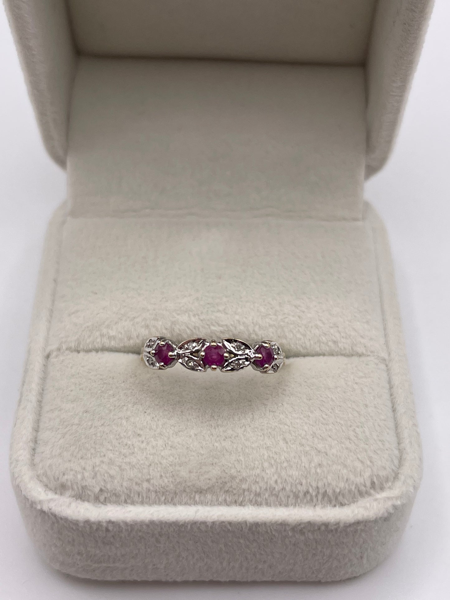 9ct gold ruby and diamond ring
