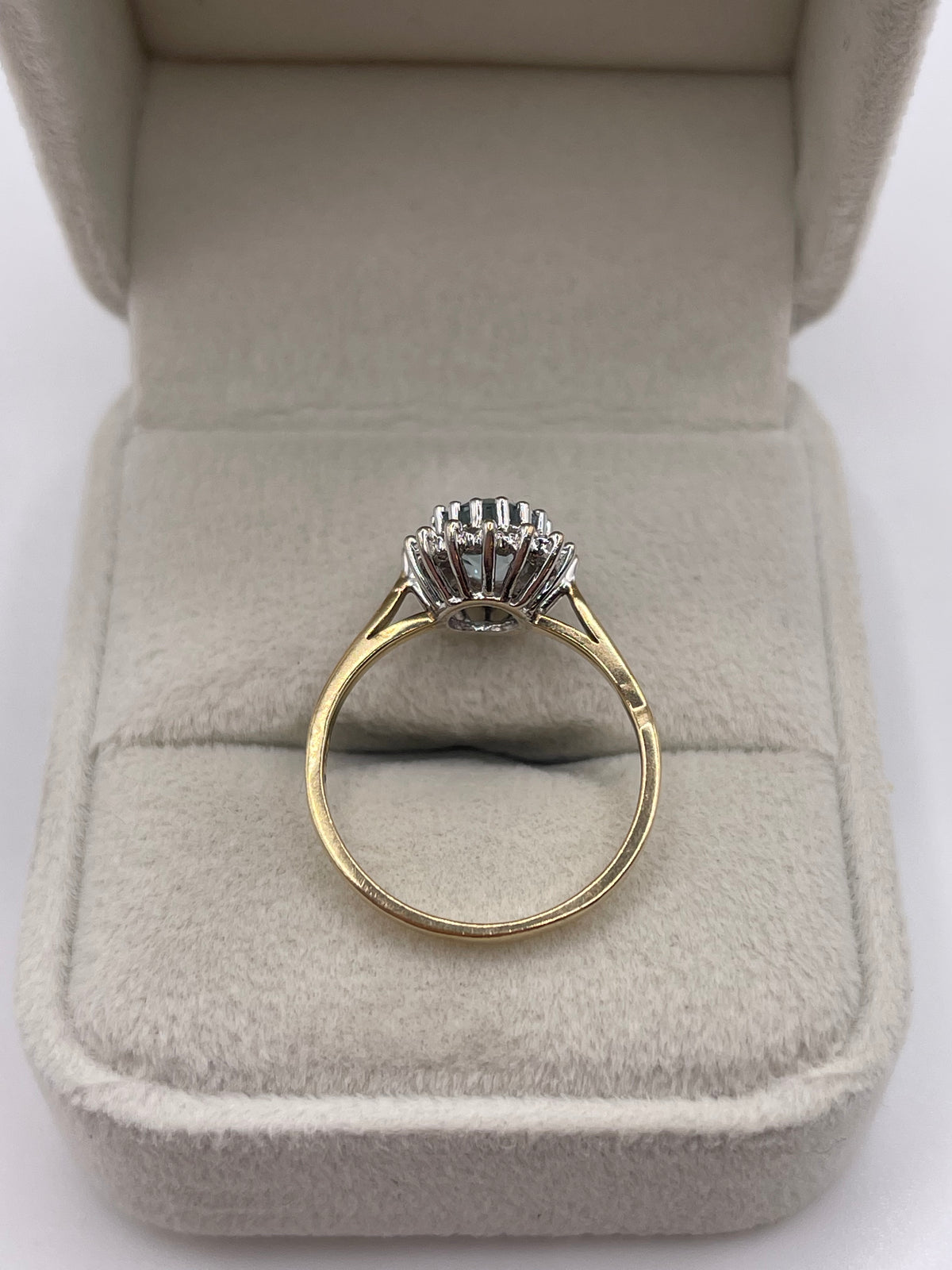 9ct gold topaz and diamond ring