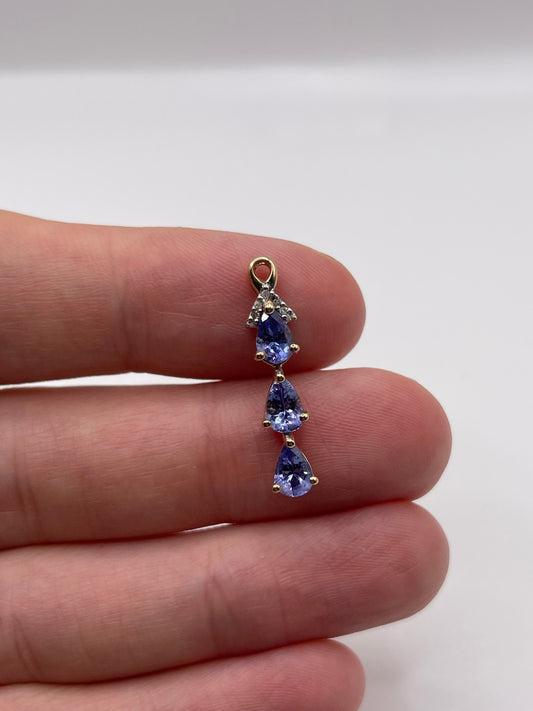 9ct gold tanzanite and diamond pendant