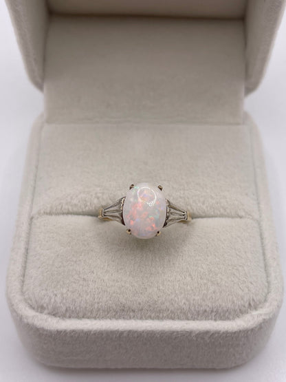 9ct gold opal ring