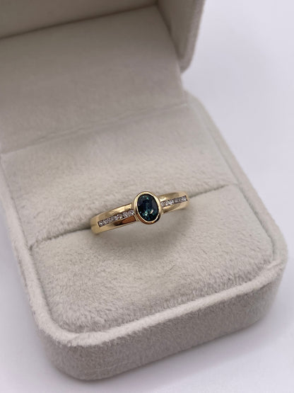 9ct gold sapphire and diamond ring