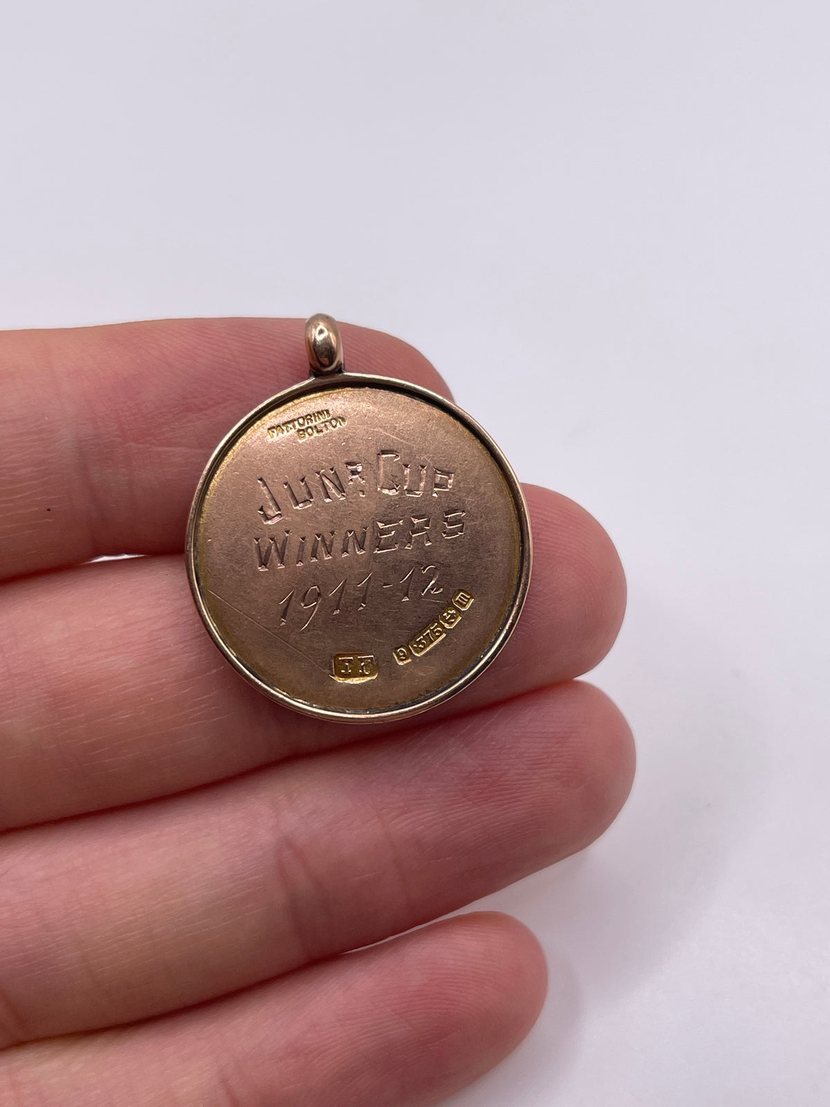 9ct rose gold fob pendant