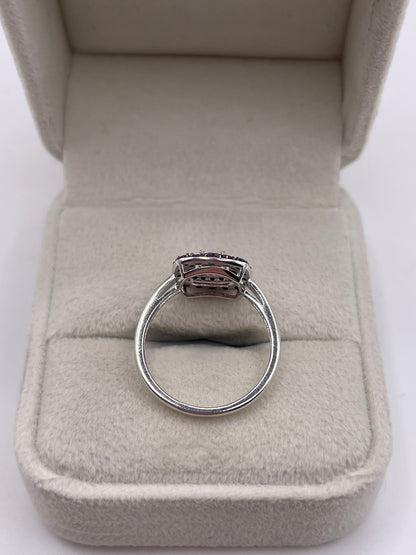 9ct white gold garnet cluster ring