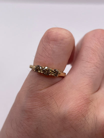 9ct gold cognac diamond ring