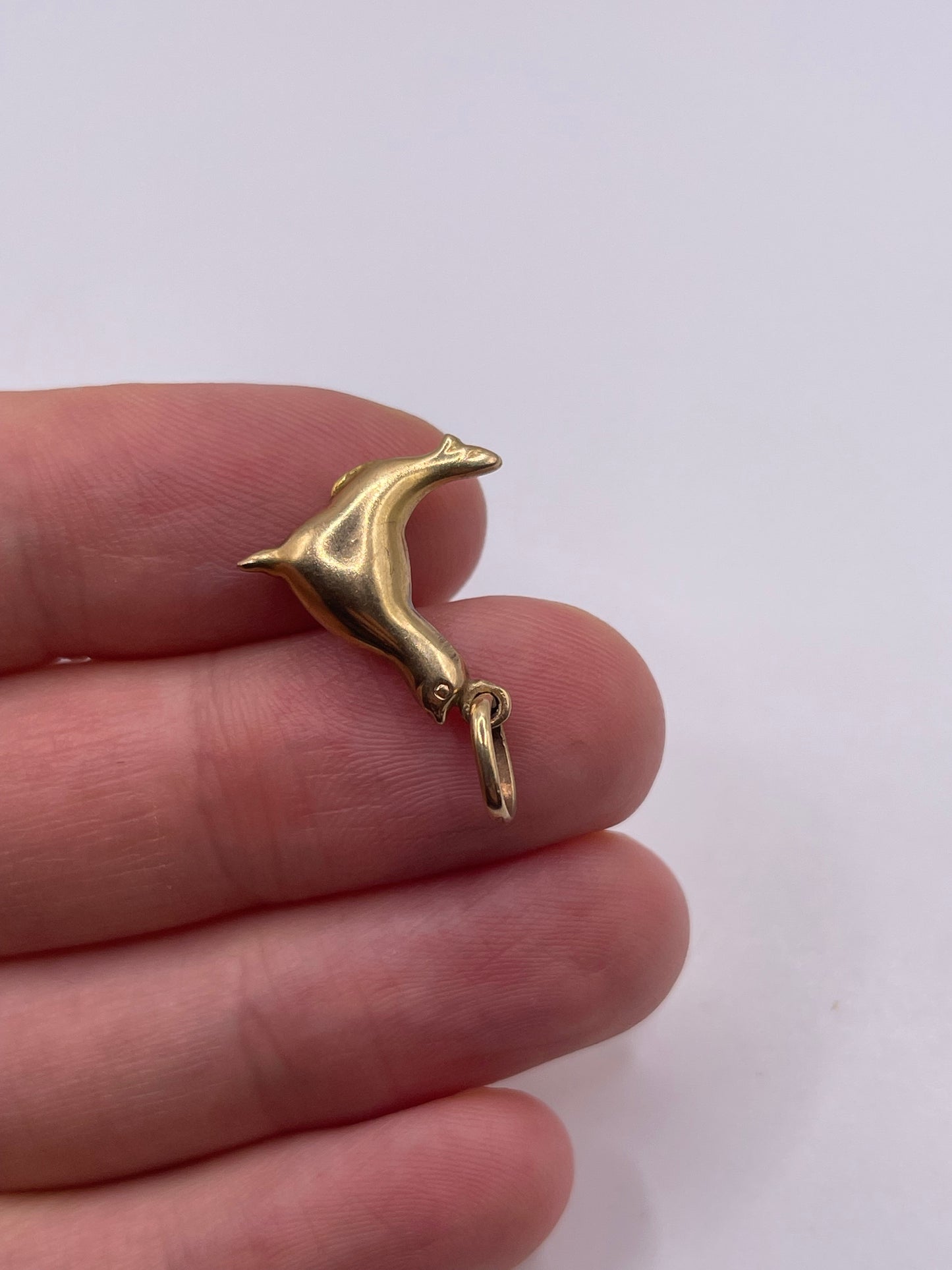 9ct gold seal charm