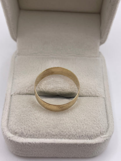 9ct gold band