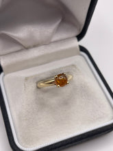 Load image into Gallery viewer, 9ct gold amber ring
