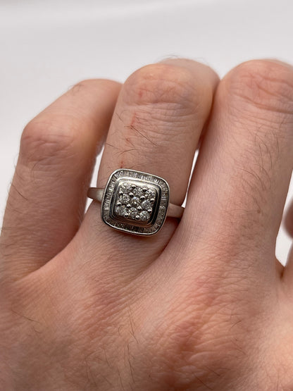 9ct white gold diamond cluster ring
