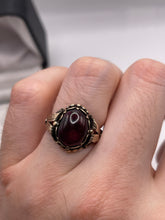 Load image into Gallery viewer, 9ct gold cabochon garnet ring
