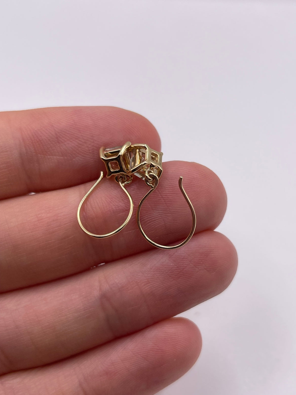 9ct gold quartz earrings