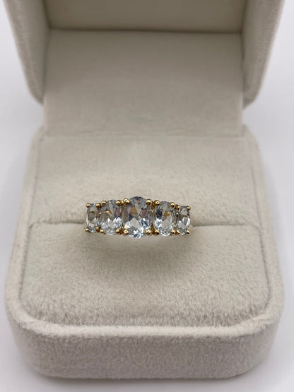 9ct gold aquamarine ring