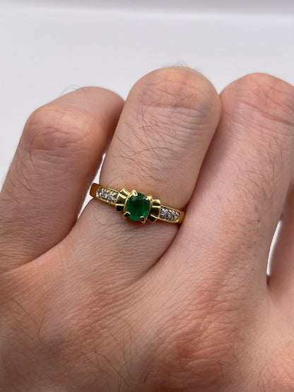18ct gold emerald and diamond ring