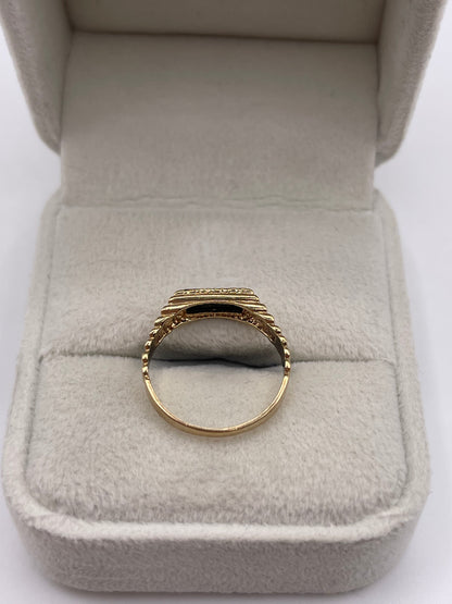 9ct gold onyx ring