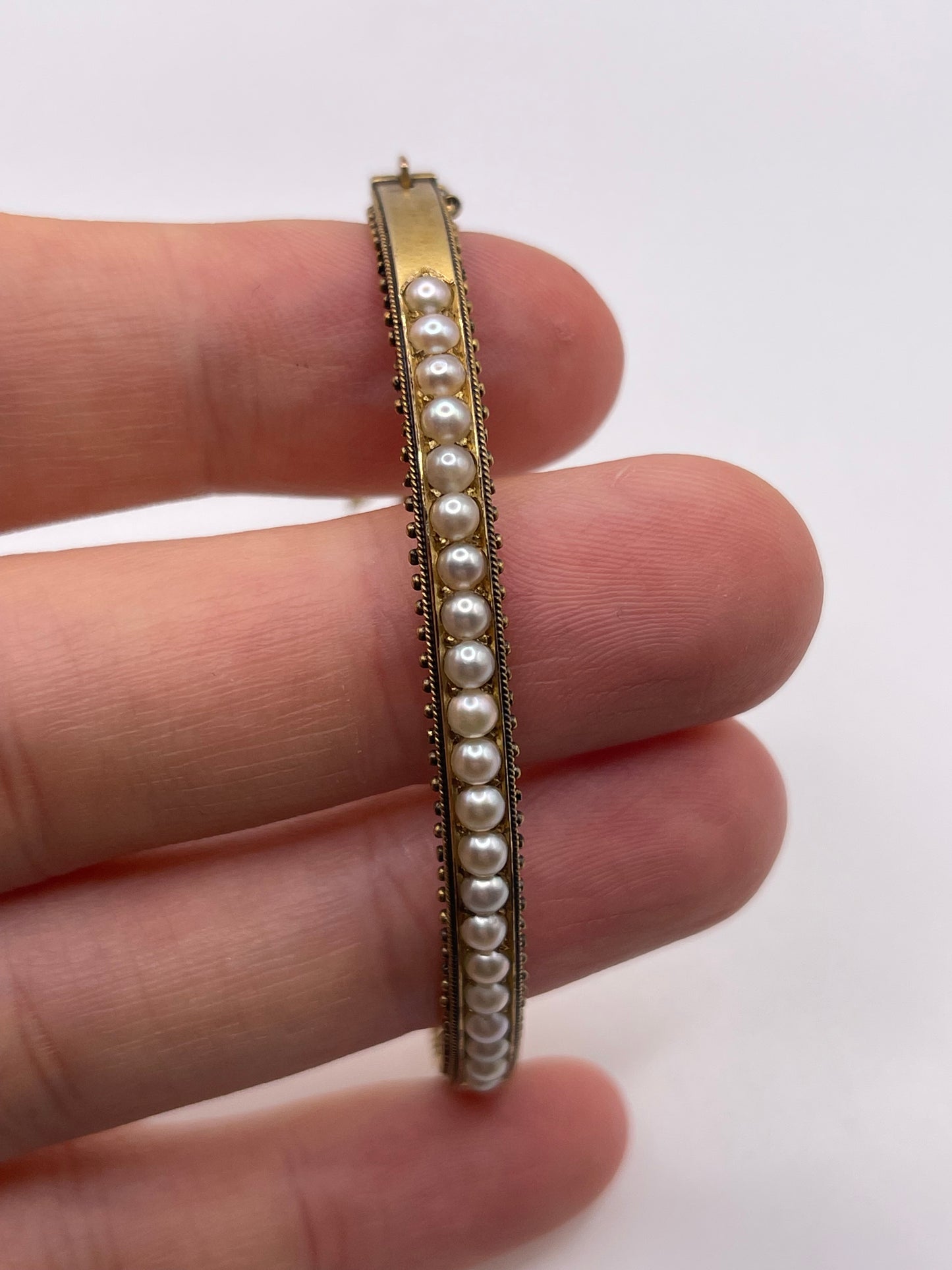 Antique 15ct gold pearl bangle