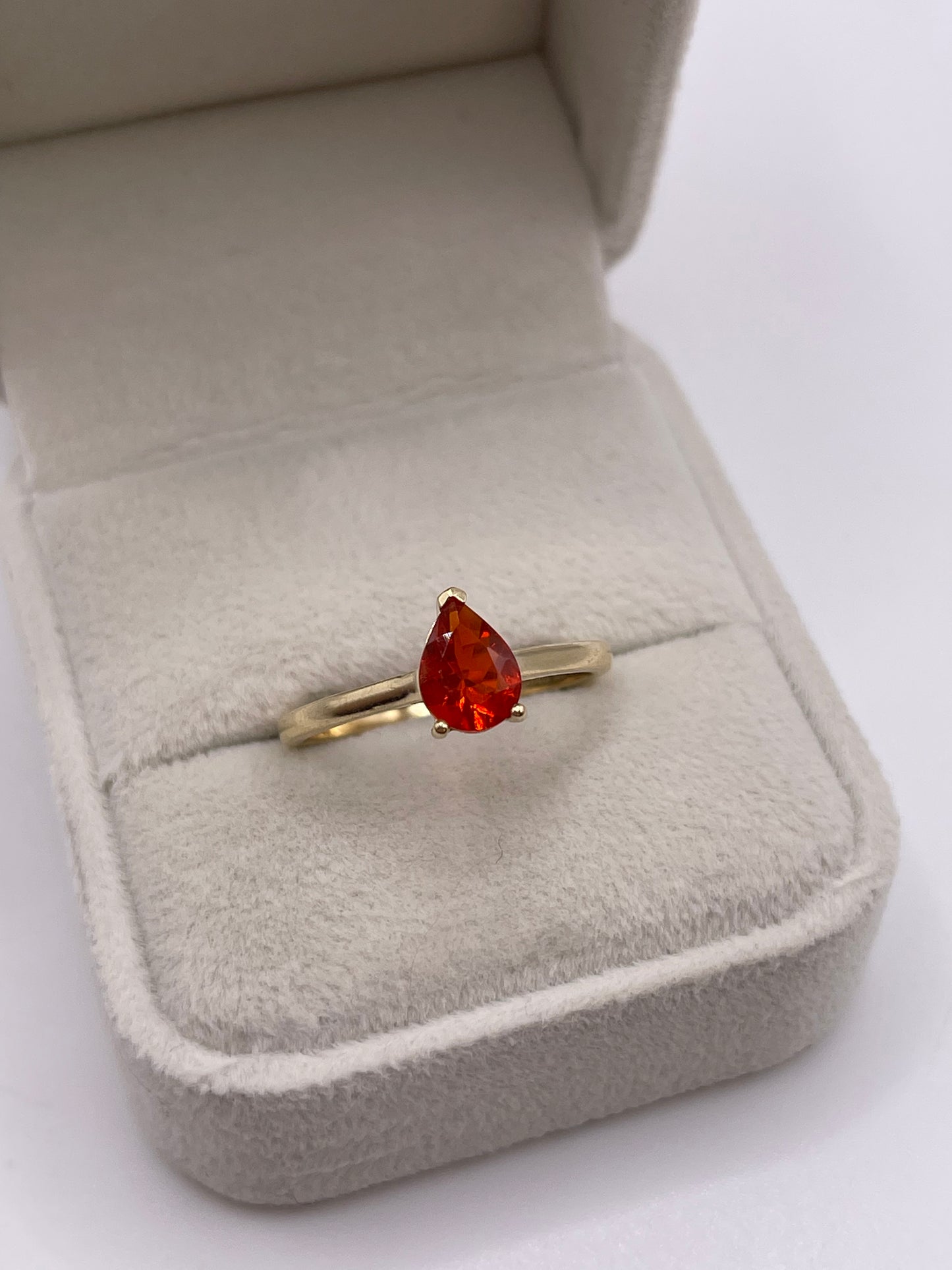 9ct gold fire opal ring