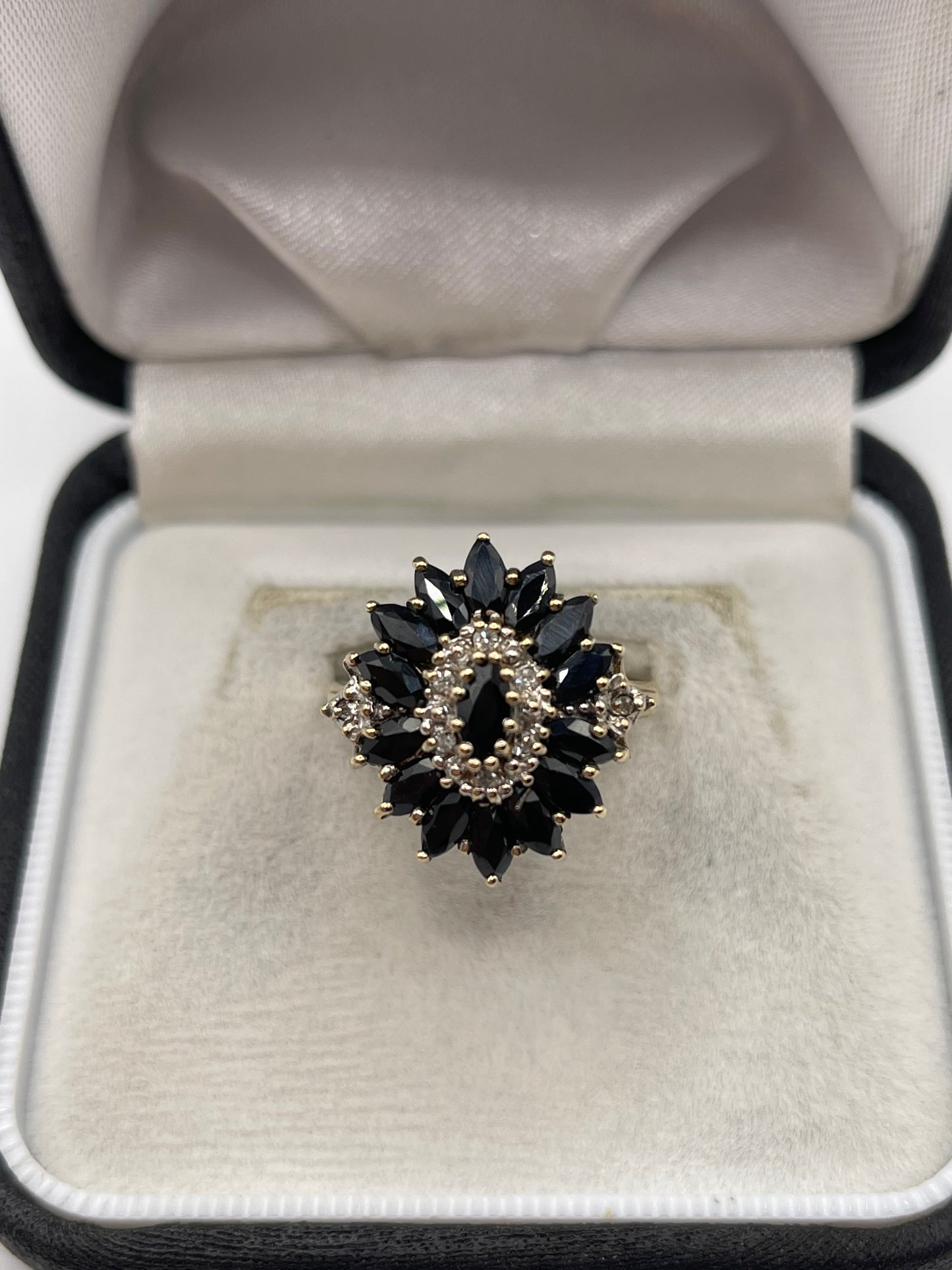9ct gold sapphire and diamond ring