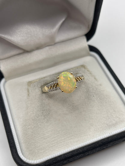9ct gold opal and diamond ring