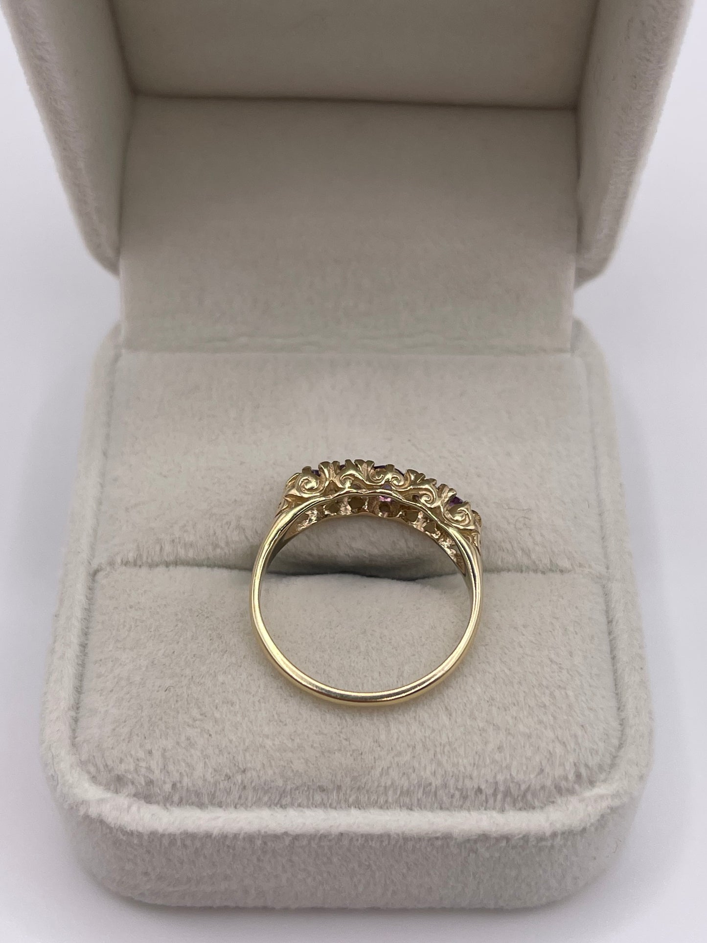 9ct gold amethyst ring