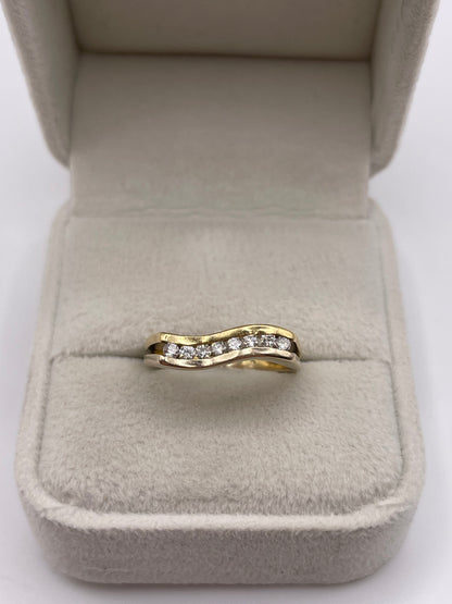 18ct two tone gold diamond ring