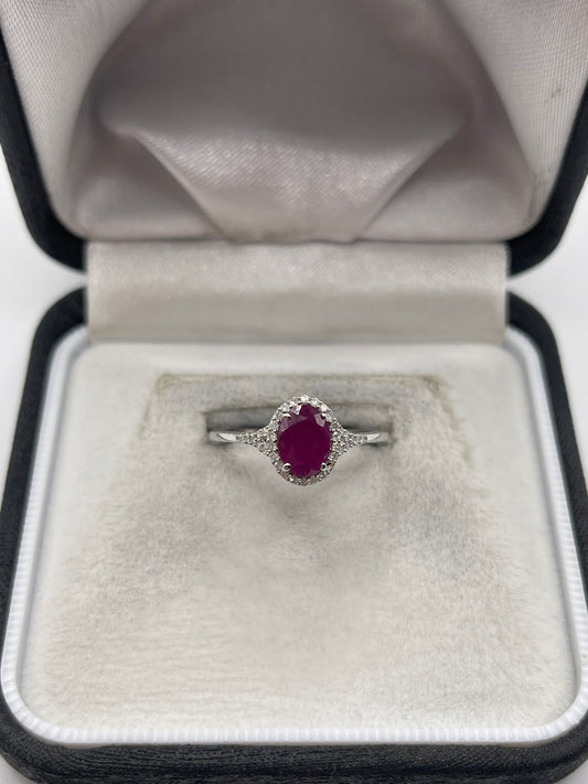 9ct white gold ruby and diamond ring