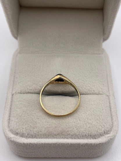9ct gold onyx and diamond ring