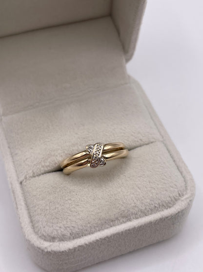 9ct gold diamond ring