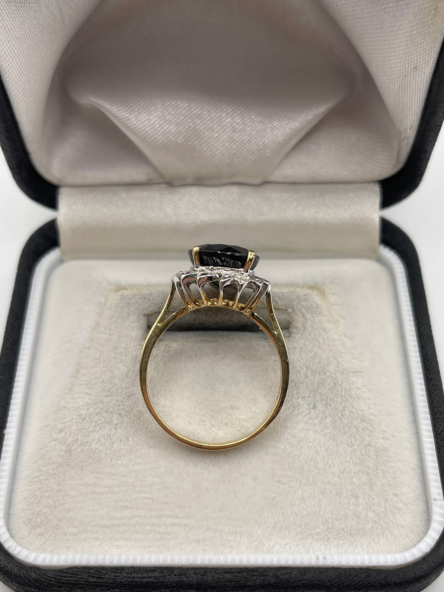 9ct gold sapphire and diamond ring